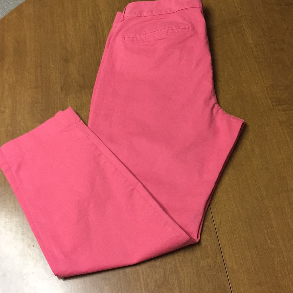 Old Navy Pixie mid-rise Pixie ankle pants